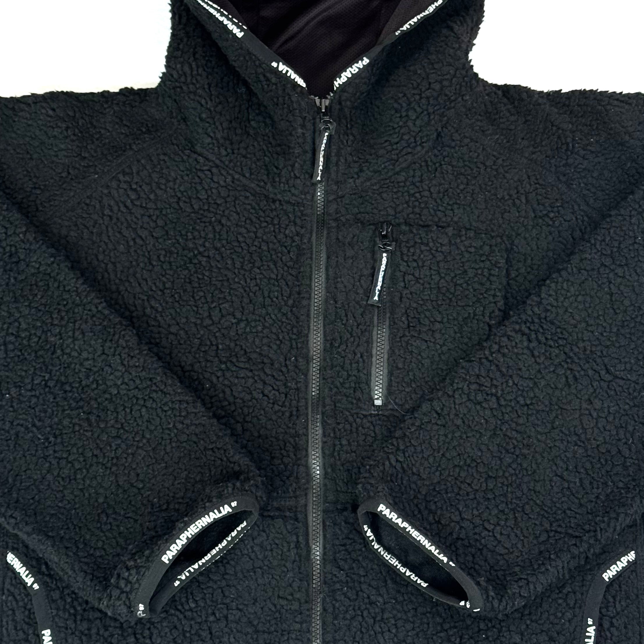 ℗ SHERPA JACKET