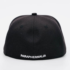 ℗ FITTED HAT