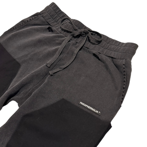 ℗ DOUBLE KNEE SWEATPANTS