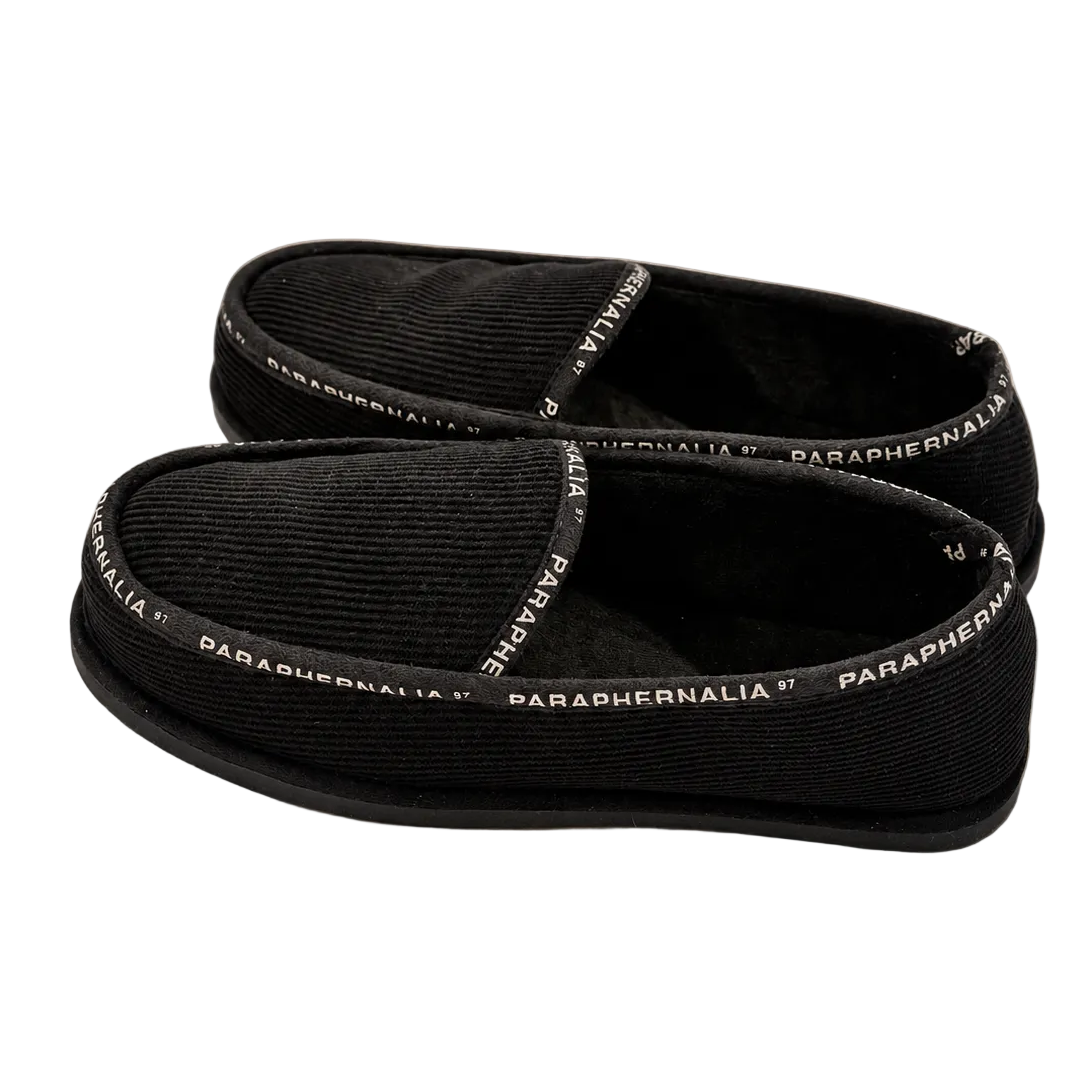 ℗ [HOUSE SLIPPERS]