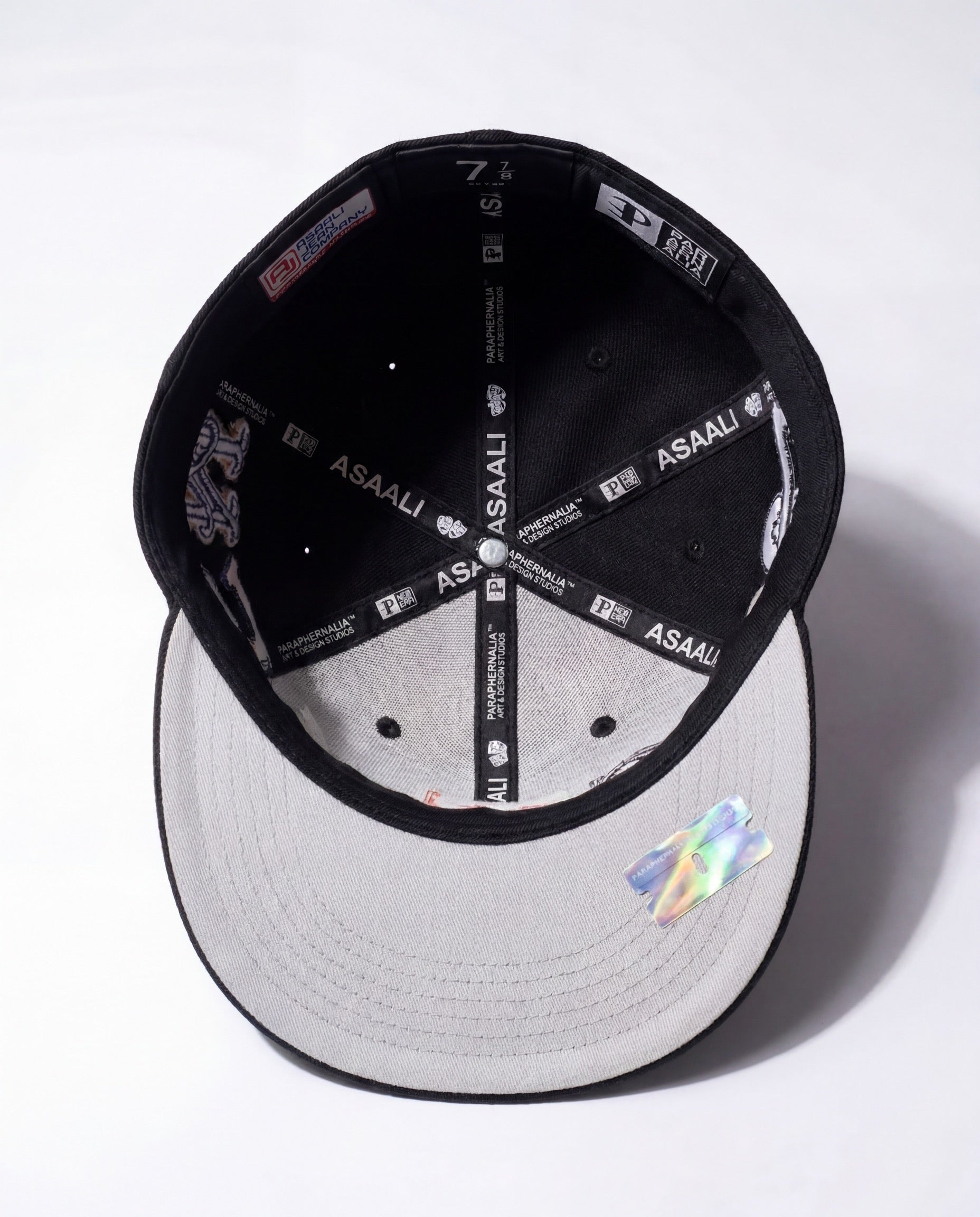 C0CA1NE [BLACK FITTED]